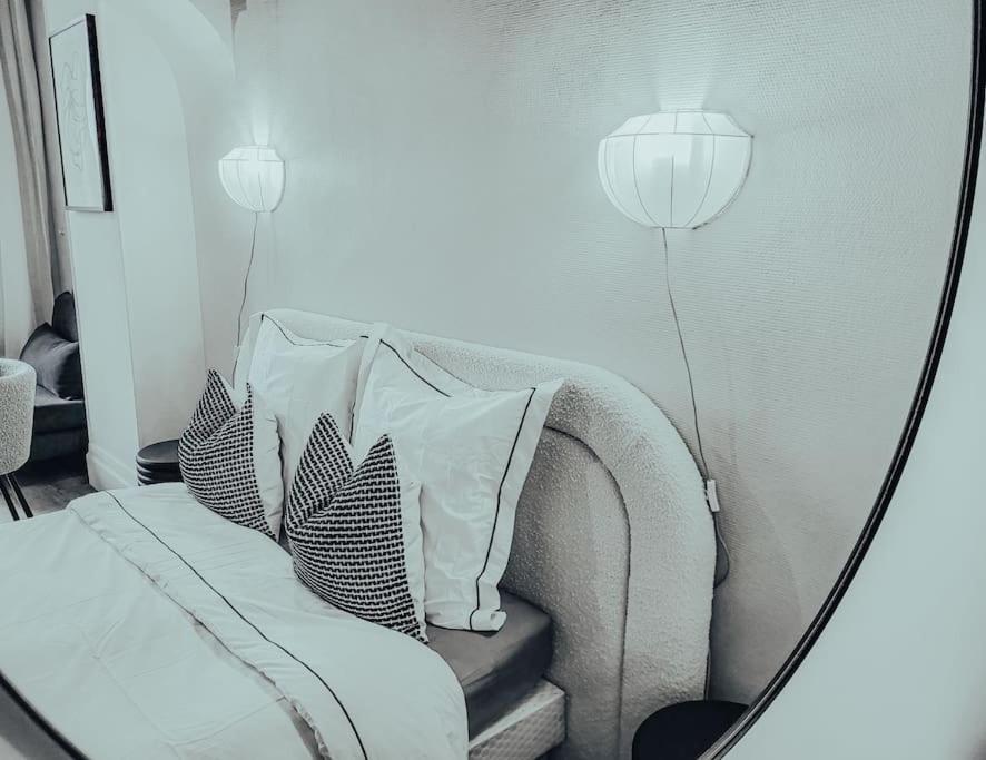 Suite Opium Лион Экстерьер фото