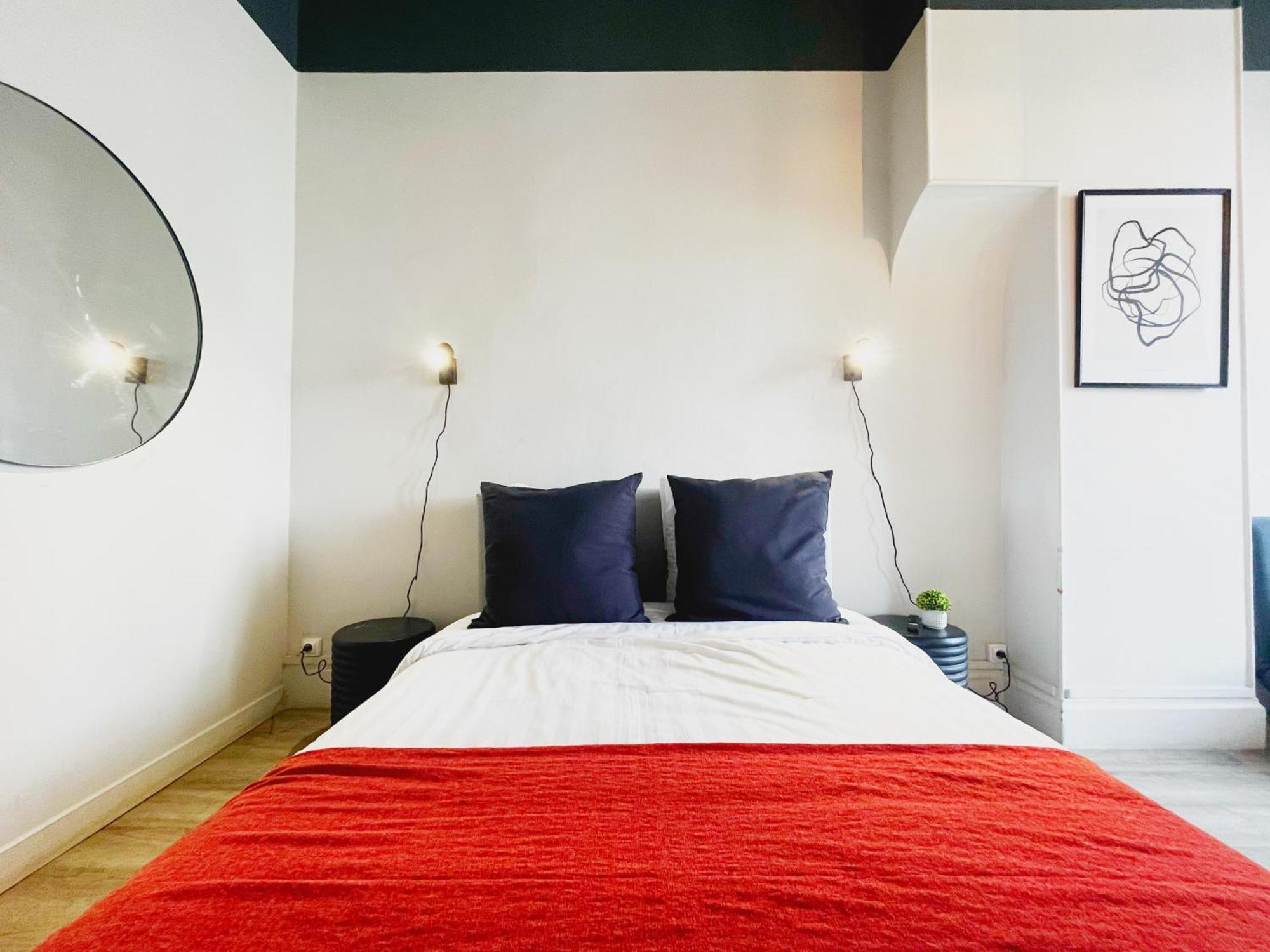 Suite Opium Лион Экстерьер фото